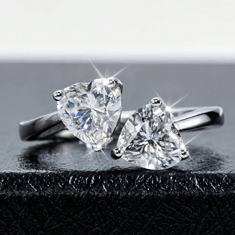 925 Silver Heart-Shaped 2 Carat Moissanite Adjustable Ring Is Fashionable and Simple, Suitable for Daily Life and Wedding