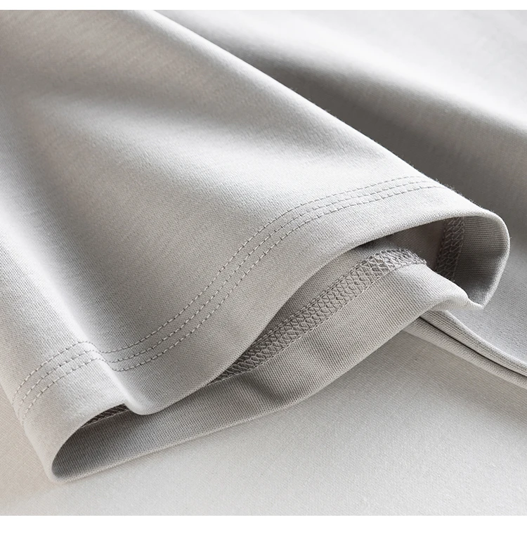 Men's High-end Fabric Silk Mercerized Cotton T-shirt Crew Neck Luxury Tee Short Sleeve Silky Feeling Summer Wear Vacation V-neck