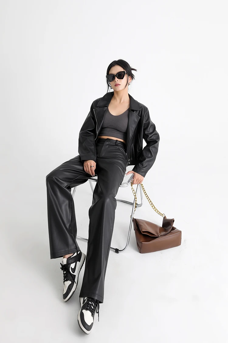 BIVIGAOS Fall Winter Fleece Loose Wide Leg Warm Leather Pants Women Button Pocket High Waist Thick PU Casual Straight Pants