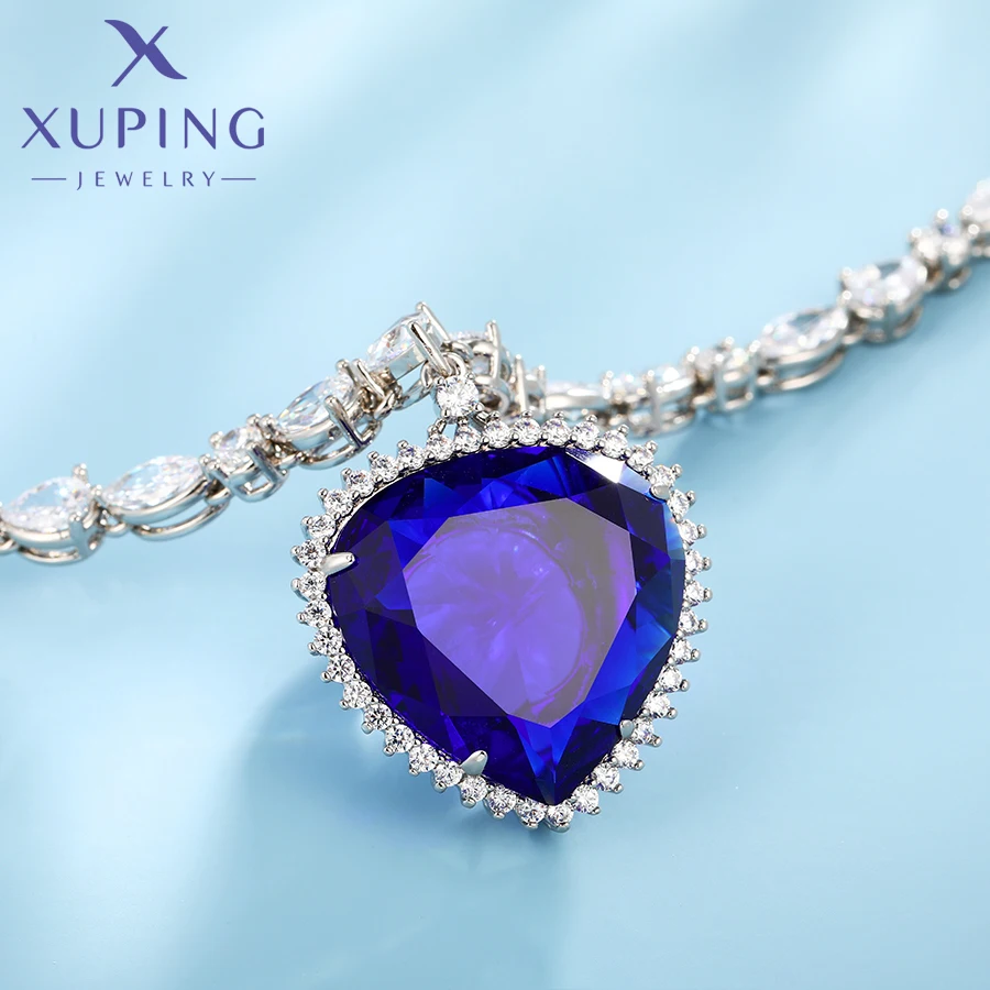 Xuping Jewelry Hot Tredny Romantic Heart Shape Pendant Necklace With Synthetic Cubic Zirconia for Women Gift X000828615