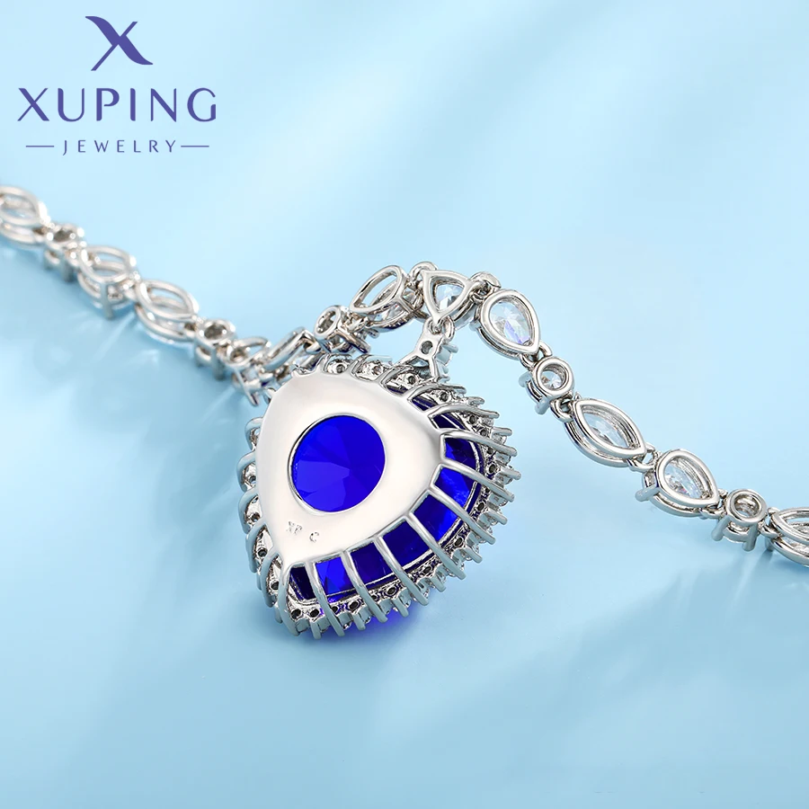Xuping Jewelry Hot Tredny Romantic Heart Shape Pendant Necklace With Synthetic Cubic Zirconia for Women Gift X000828615