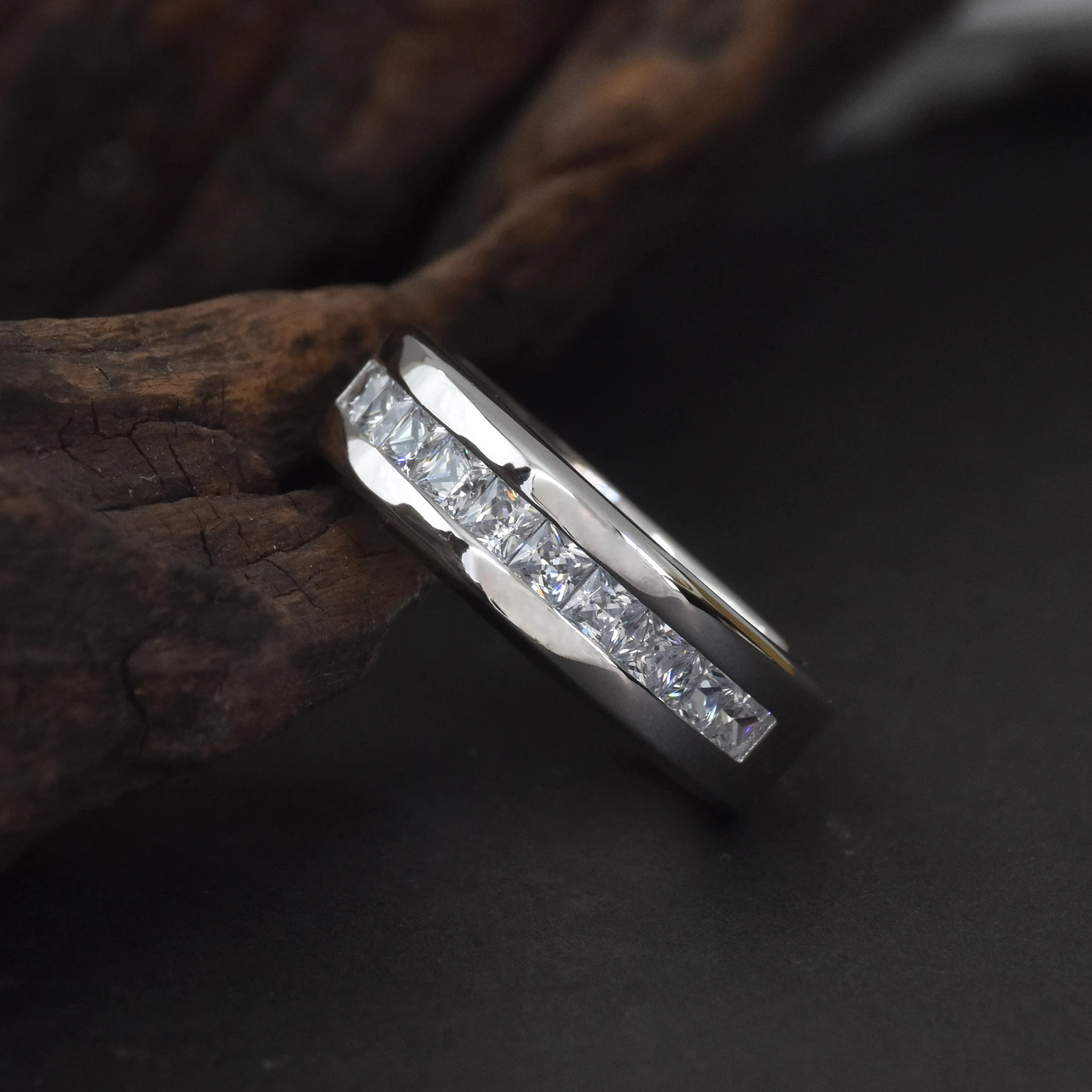 Newshe 925 Silver Certified Moissanite Mens Wedding Band Half Eternity Princess Cut Lab Created Diamond Ring Luxury Jewelry