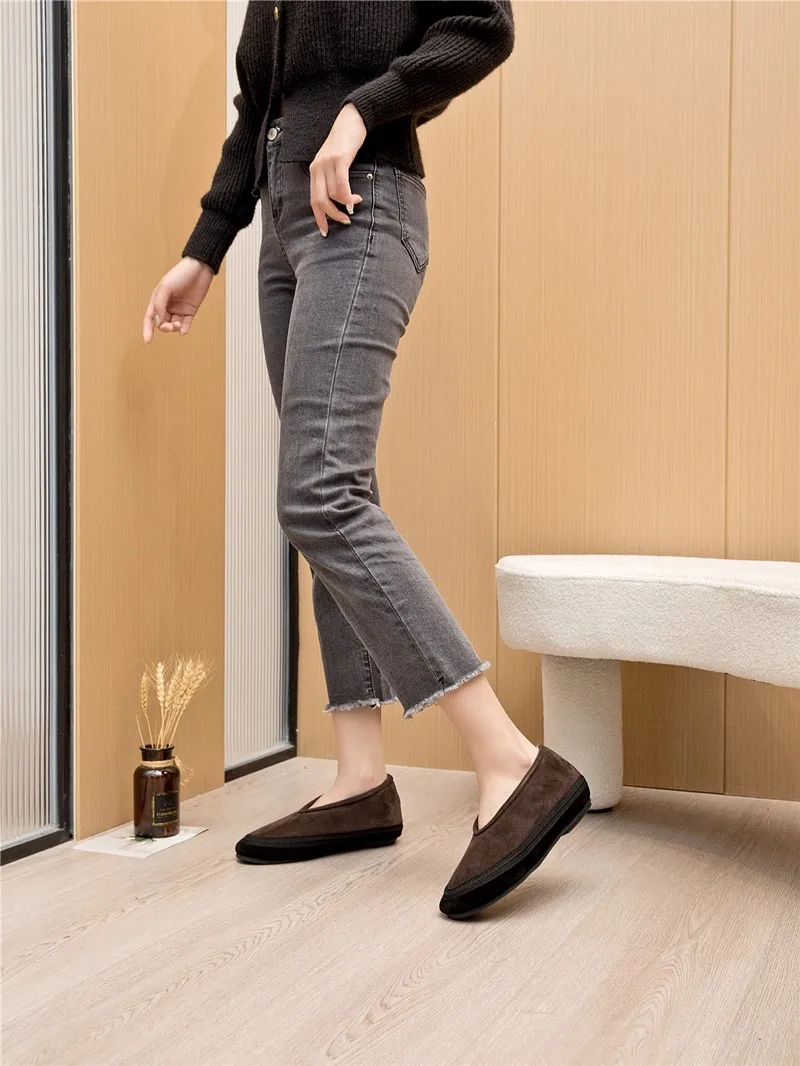 AIYUQI Flat Snow Boots Women's Genuine Leather 2025 Large Size Non-slip Women's Winter Shoes Comfortable Warm Women Ankle Boots