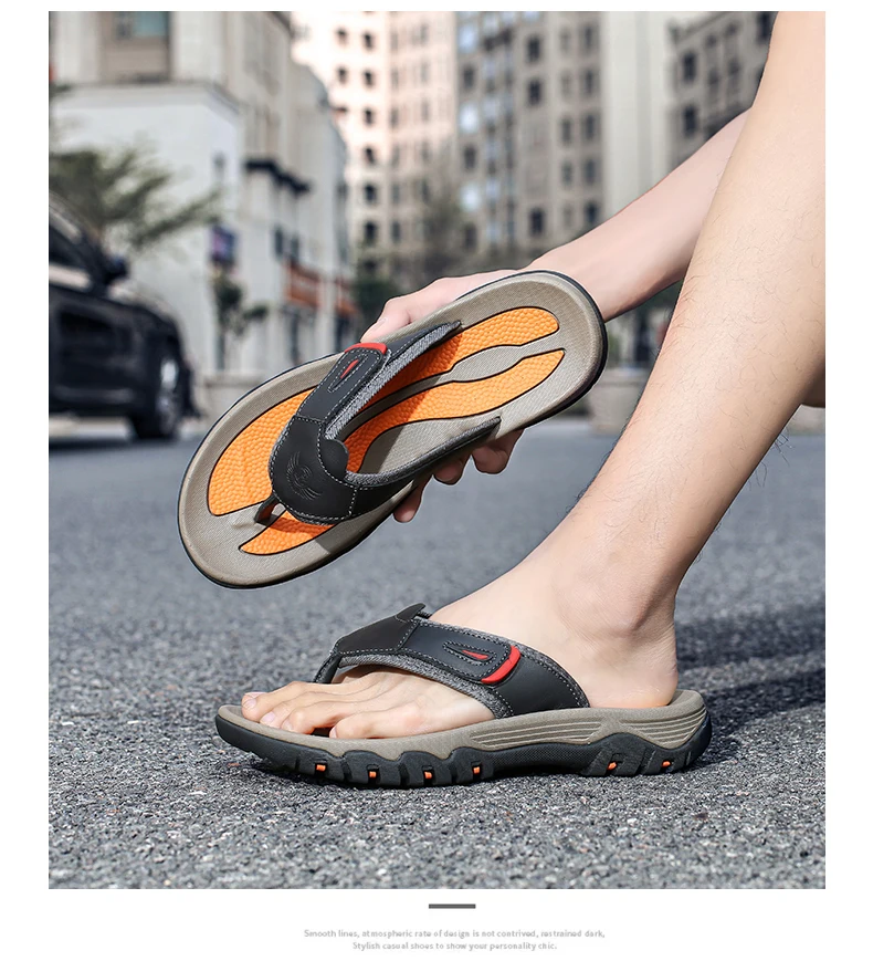 New Summer Men's Slippers Breathable Luxury Men Sandals Beach Classics Genuine Leather Mens Slippers Outdoor Men's Flip Flops