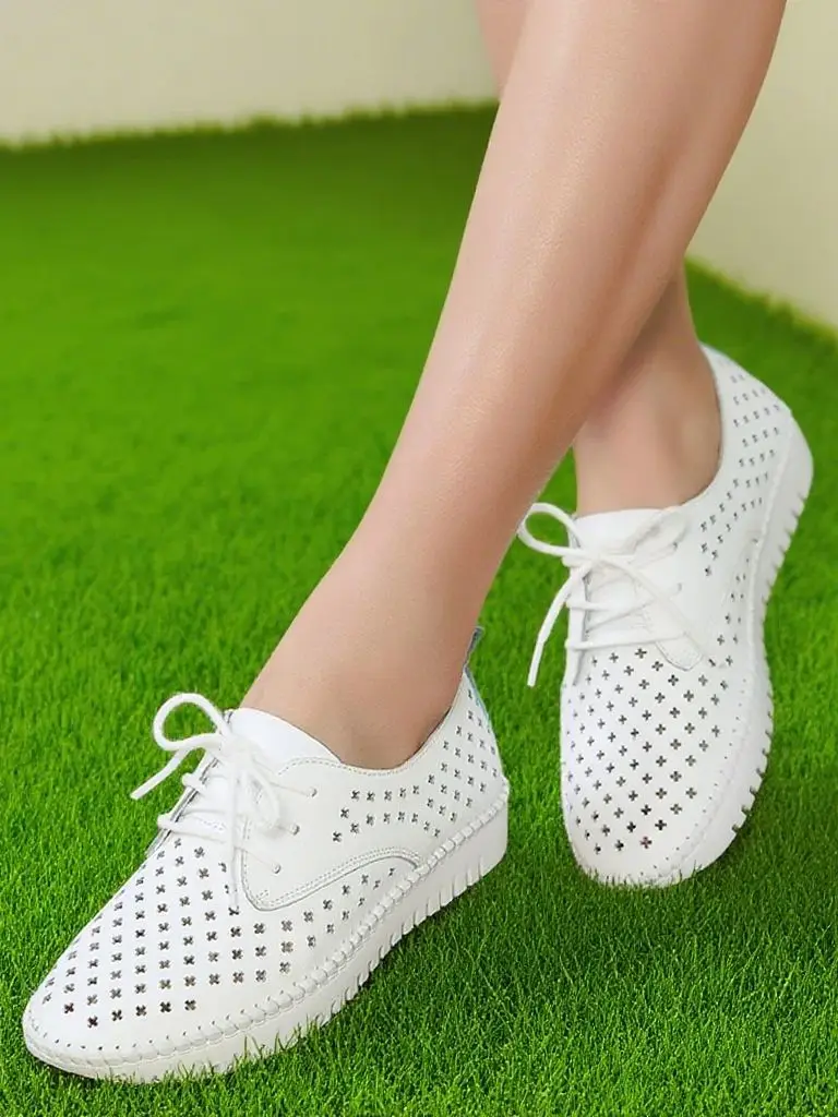 Genuine Leather ladies flats sneakers shoe Women casual loafers shoes female Hollow moccasins White Lace up canvas Boat shoes