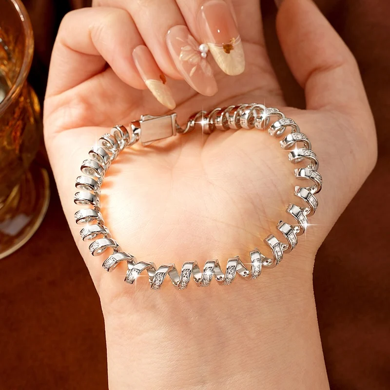 Rrjzz D-Color Full Moissanite Light Luxury Spiral Niche Bracelet Unique Charm Bracelets for Women Birthday Daily Jewelry Gifts