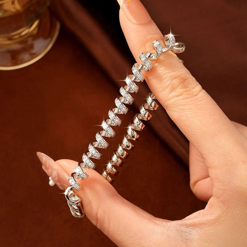 Rrjzz D-Color Full Moissanite Light Luxury Spiral Niche Bracelet Unique Charm Bracelets for Women Birthday Daily Jewelry Gifts
