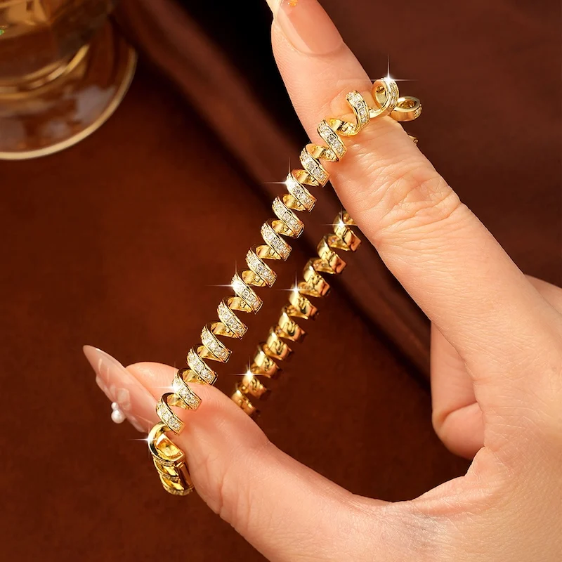 Rrjzz D-Color Full Moissanite Light Luxury Spiral Niche Bracelet Unique Charm Bracelets for Women Birthday Daily Jewelry Gifts