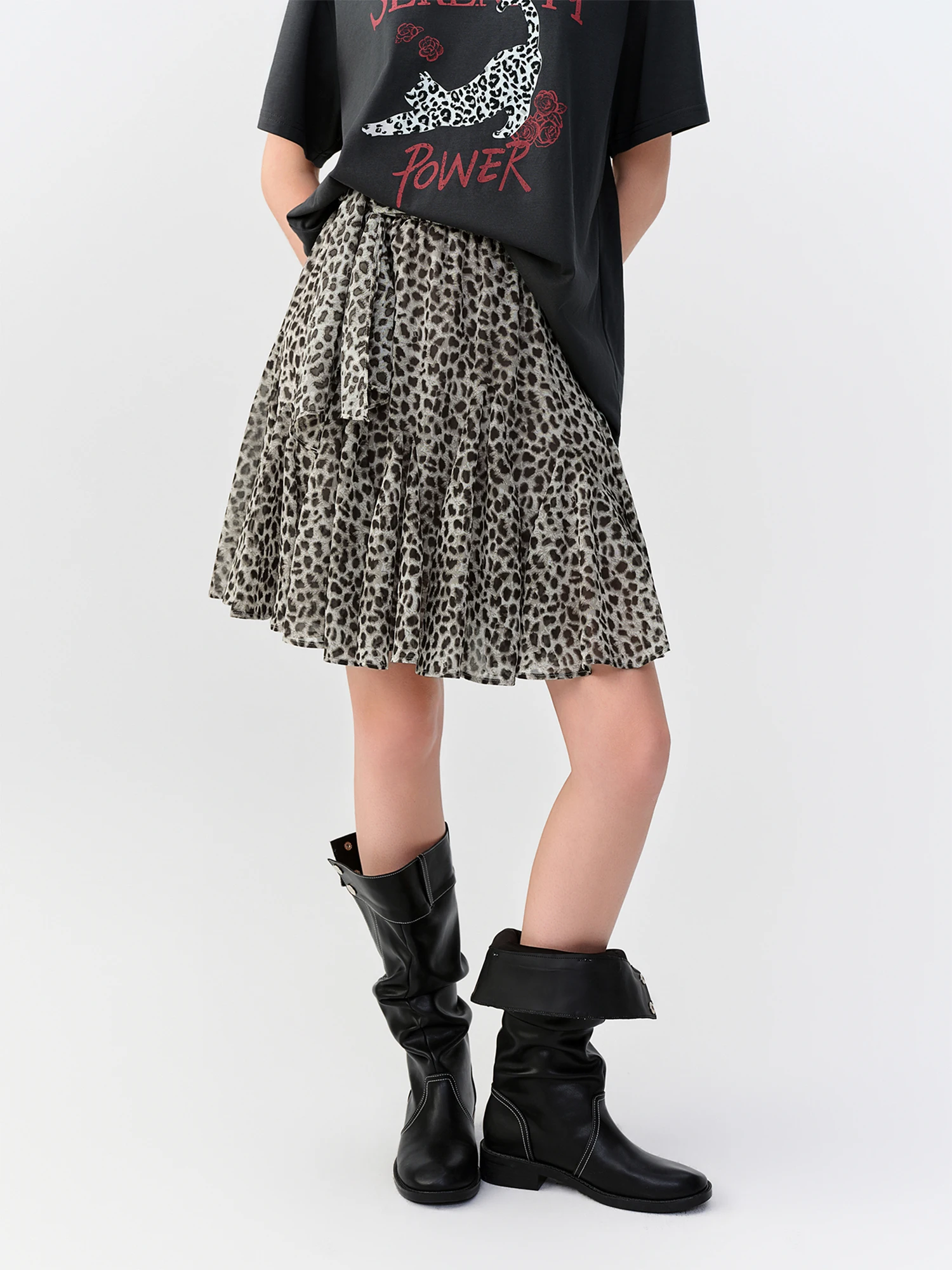 DUSHU Multiple Sizes 2026 Autumn New Women High-Waist Loose Leopard Print Irregular Panel Skirt, Knee-Length Stylish Short Skirt