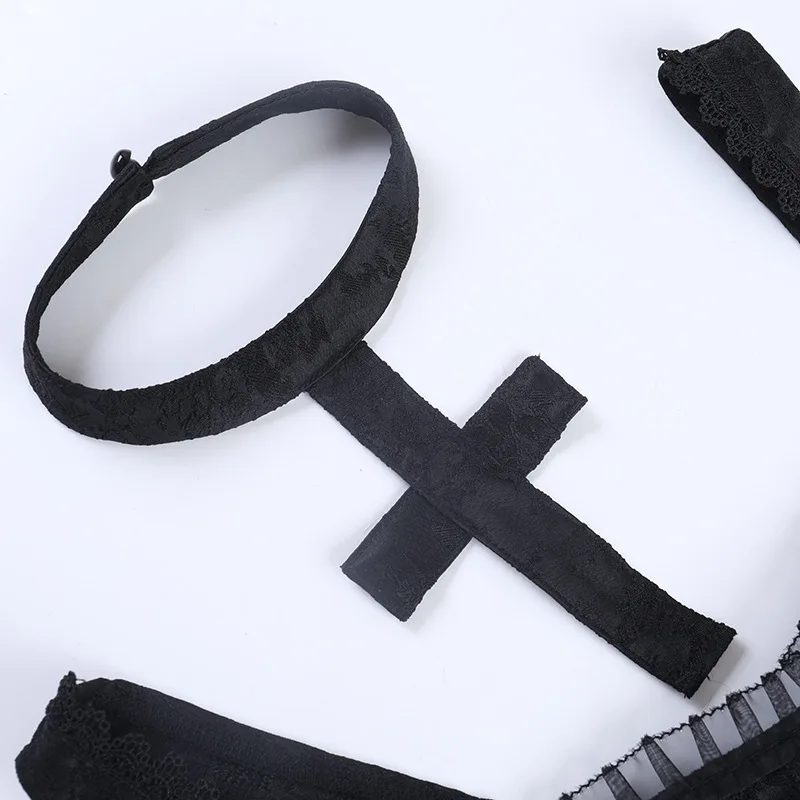 AltGoth Gothic Dark Y2k Vest Women Halloween Streetwear Hotsweet Lace Patchwork High Waist Bandage Cross Halter Crop Tank Tops