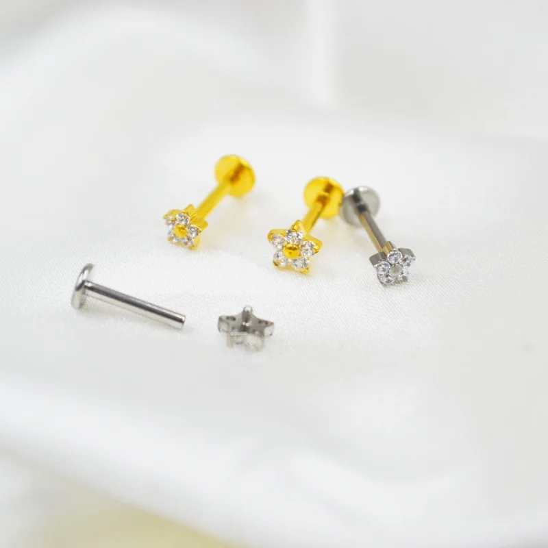 10pcs Body Jewelry 16Gx8mm G23 Titanium Flower CZ Lip Labret Bar Ear Helix Tragus Rook Barbells Stud Piercing Jewelry New