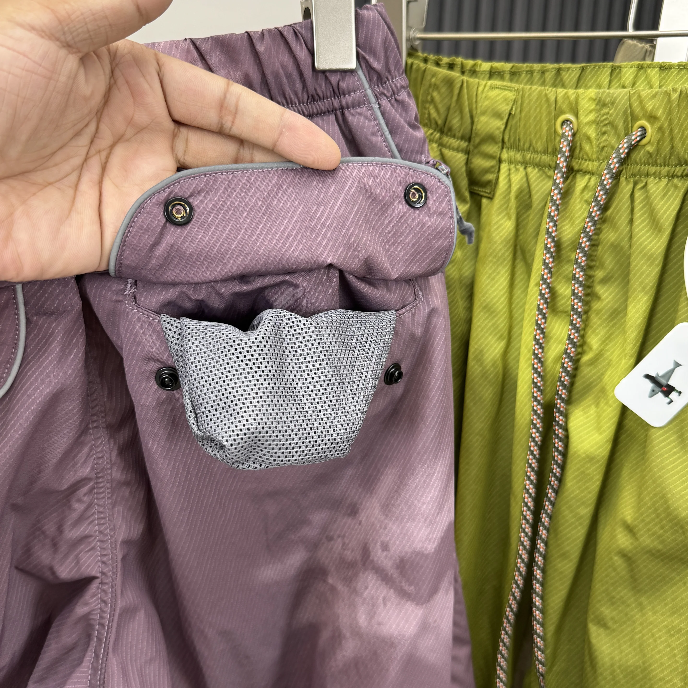 Men Outdoor Lightweight Functional Reflective Stripe Quick Dry Ultra Loose Casual Cargo Pants Women Oversize Baggy Pant Trouser