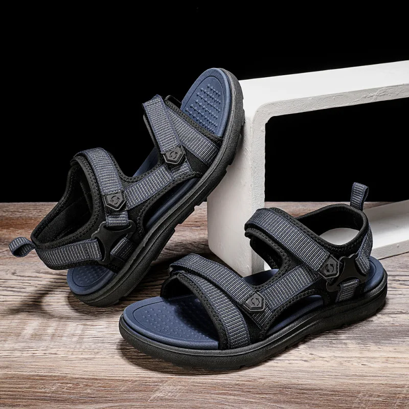 Summer Mens Sandals Wear Resistant Male Beach Shoes Fashion Comfortable Platform Shoes Non Slip New Men Shoes Hot Sale Sandalias