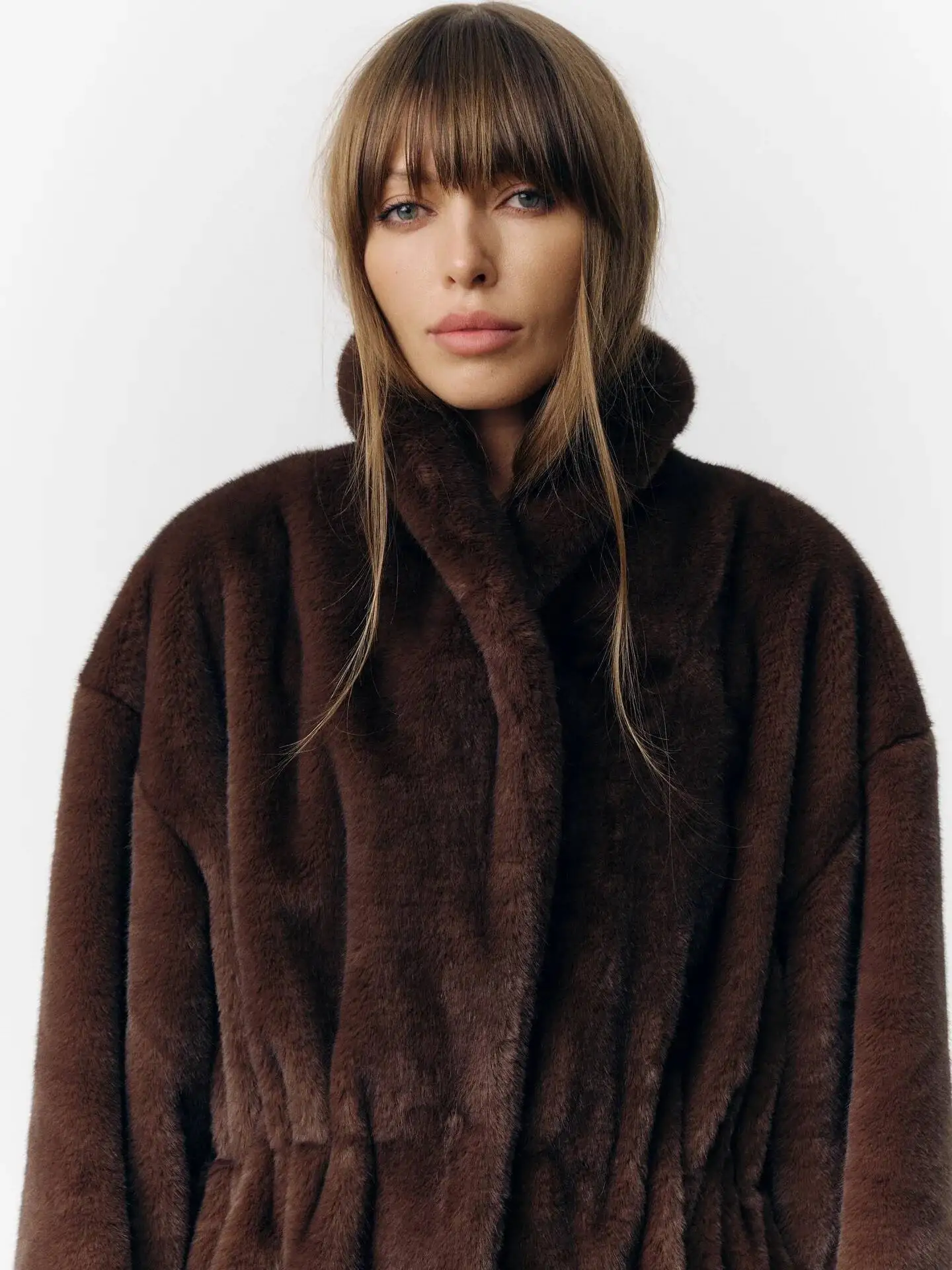 BJTZ Luxury Women’s Faux Fur Winter Coat Warm Thickened Thermal Insulated Jacket For Autumn Winter Cold Weather Outerwear
