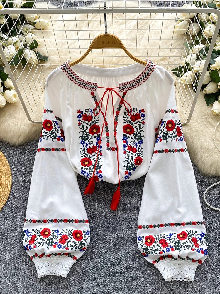 Women's Autumn Bohemian Blouse Ethnic Embroidered O-Neck Shirt Casual Bow Tie Loose Top Linen-cotton Female Pullovers Girl BL256