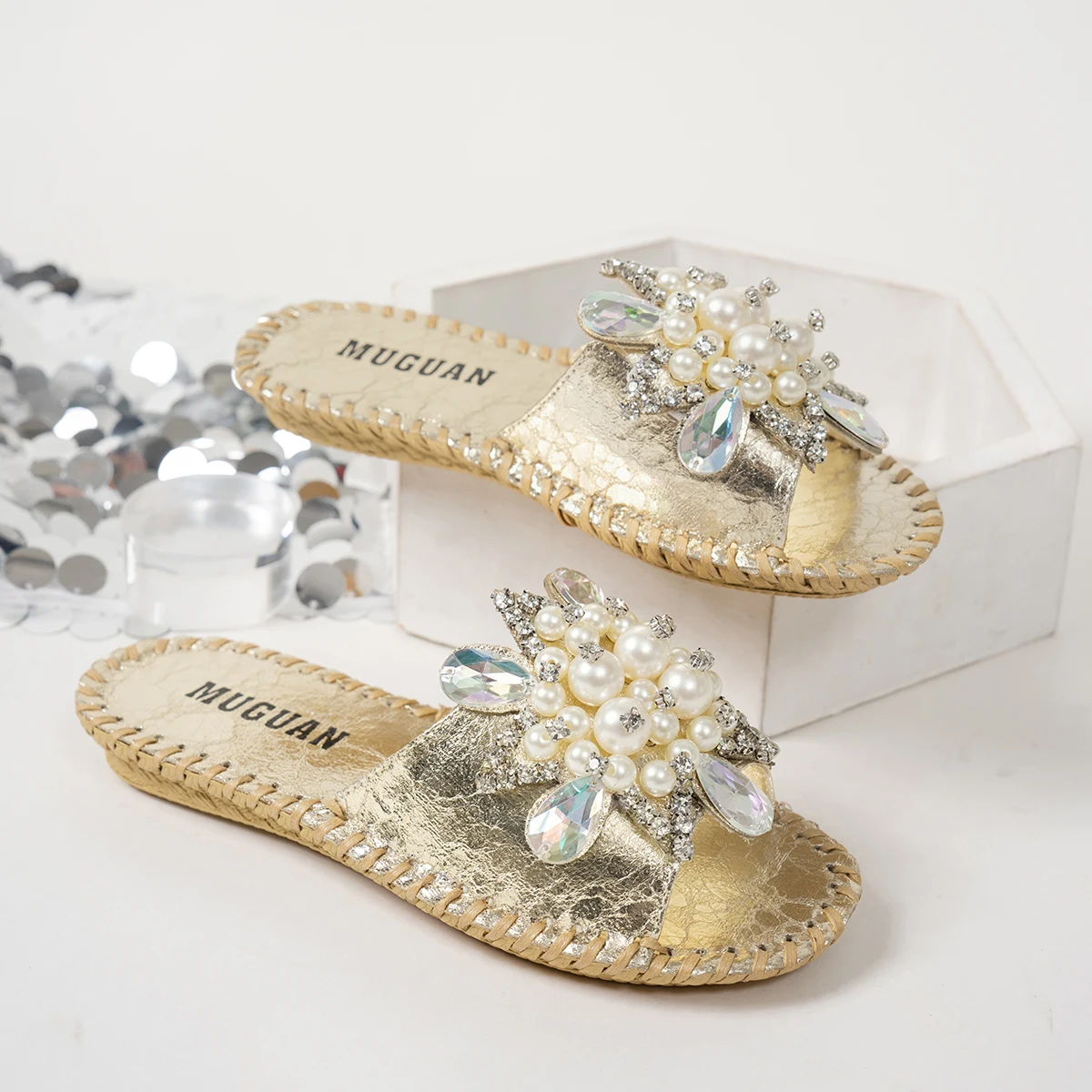 Aphixta New Gold Crystal Flower Flat With Sandals Women Summer Round Toe Shoes Outdoor Soft Sole Bling Slides Big Size 43