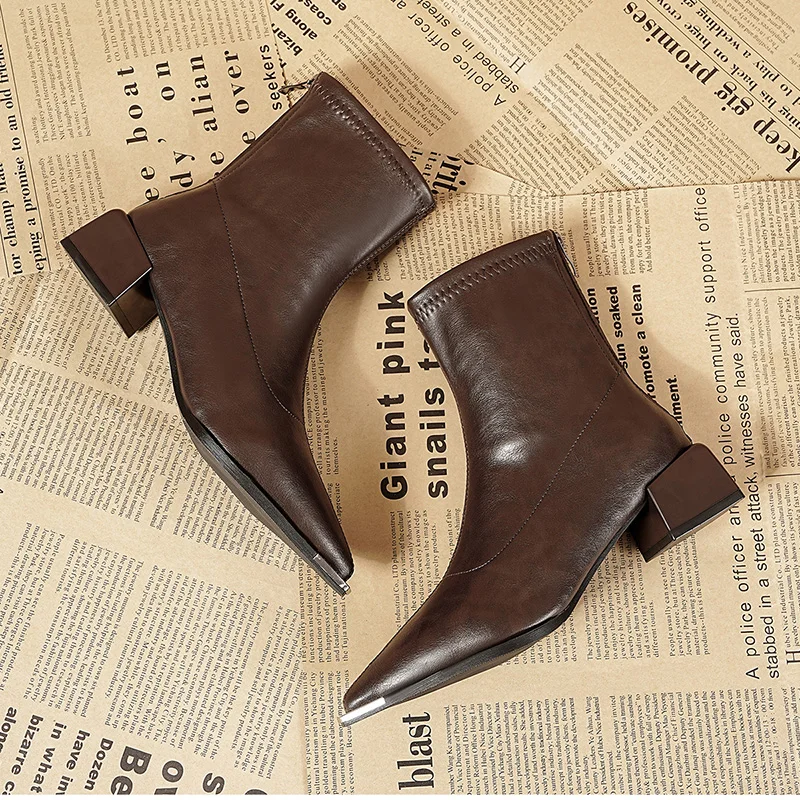 Autumn Winter Fashion Pointed Toe Ankle Boots Women Concise Thick Heels Shoes Street Style Party Short Botas Mujer