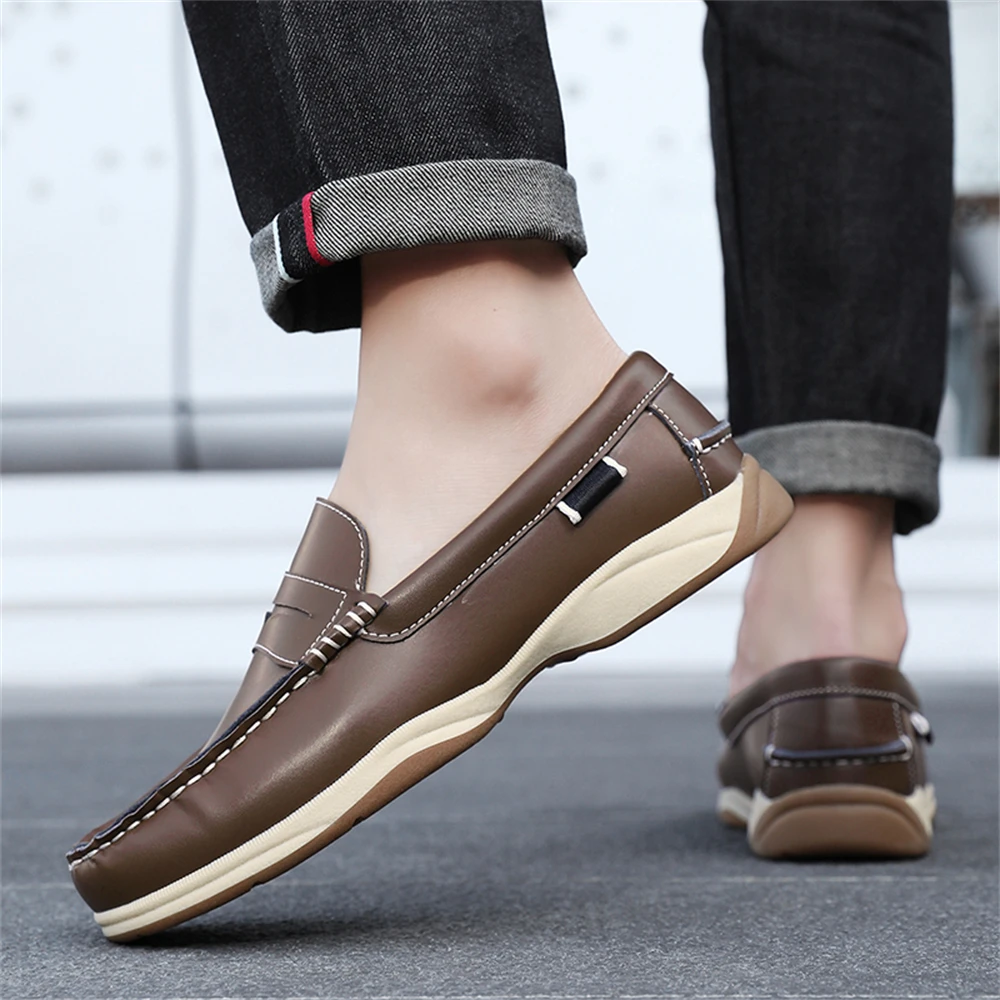 Men's Business Casual Loafers Shoes for Office Travel And Vacation Durable Elegant TPR Outsole Formal Shoes
