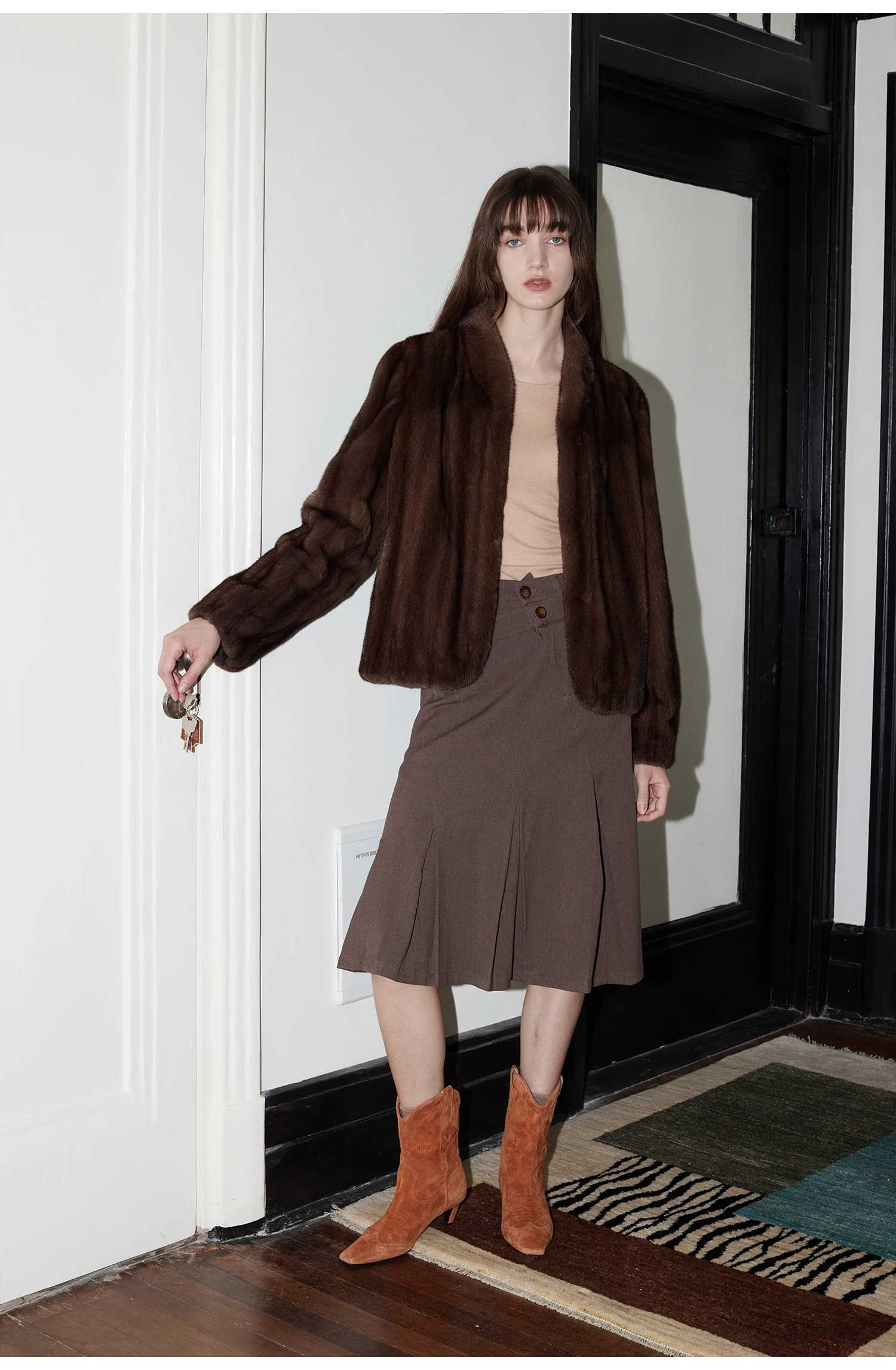 Lautaro Autumn Winter Short Brown Thick Warm Soft Faux Mink Fur Coat Women Stand Collar Elegant Luxury Chic Fluffy Jacket 2025