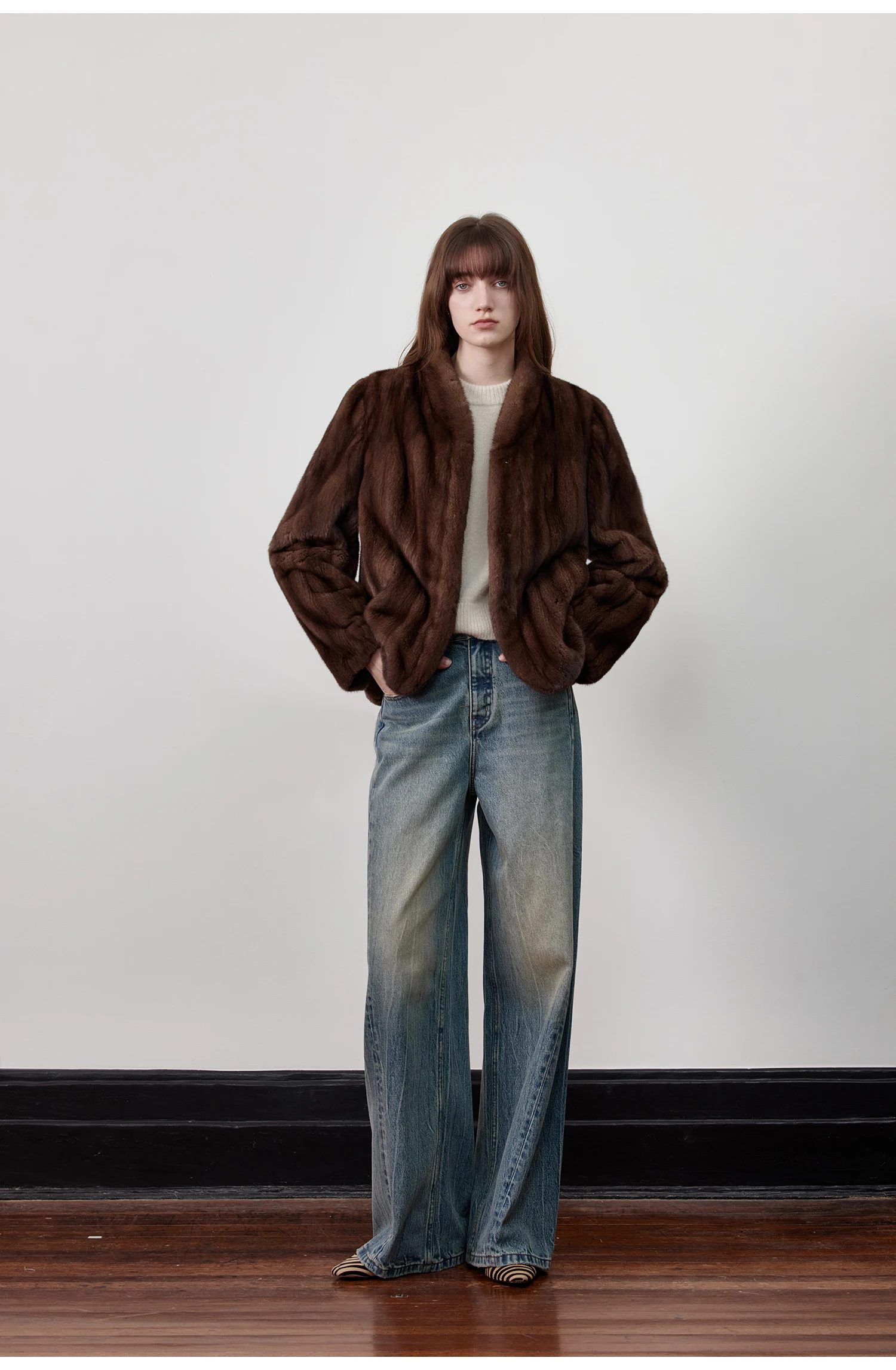 Lautaro Autumn Winter Short Brown Thick Warm Soft Faux Mink Fur Coat Women Stand Collar Elegant Luxury Chic Fluffy Jacket 2025