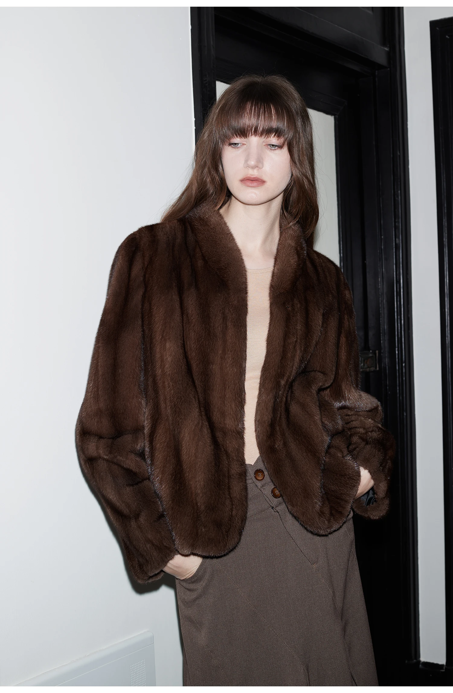 Lautaro Autumn Winter Short Brown Thick Warm Soft Faux Mink Fur Coat Women Stand Collar Elegant Luxury Chic Fluffy Jacket 2025