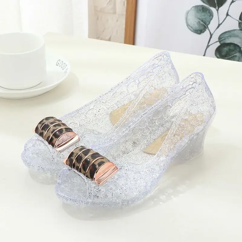 New Low Heels Thong Sandals for Women Square Toe Fashion Transparent Heeled Flip Flops Woman Summer Clear Stiletto Beach Sandal