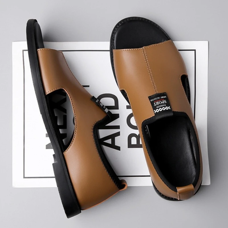 Sandals for Men Brand Casual Shoes Outdoor Fashion Men's Slippers Comfortable Beach Shoes High Quality Leather Men Flat Sandals