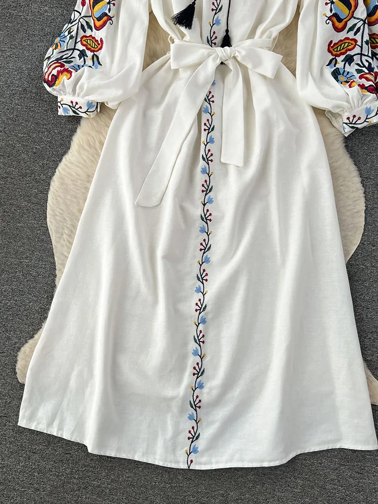 Women Spring Autumn Dress Vintage Ethnic Style Lantern Long Sleeve Embroidered Round Neck Slim A-line Cotton Linen Dress D4930