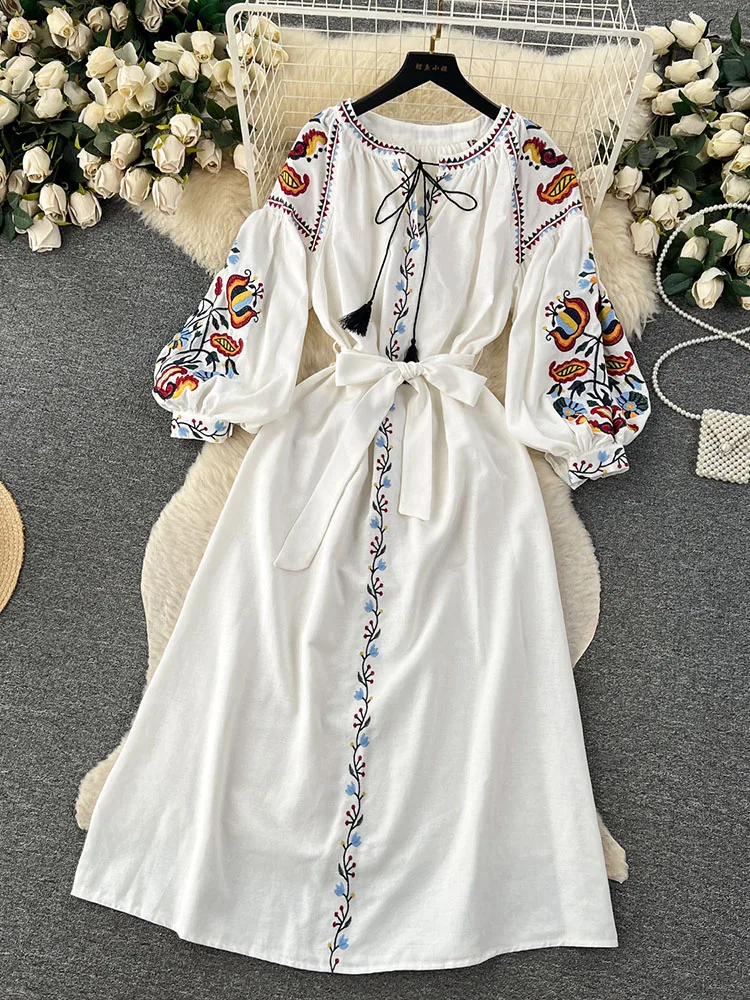 Women Spring Autumn Dress Vintage Ethnic Style Lantern Long Sleeve Embroidered Round Neck Slim A-line Cotton Linen Dress D4930