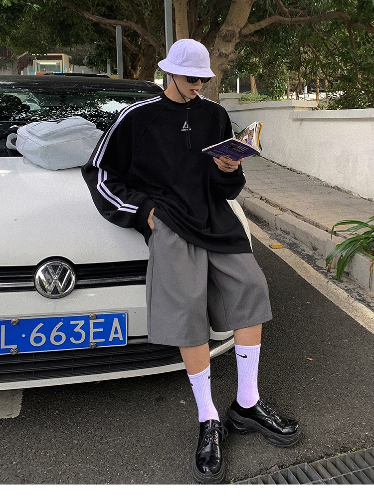 Mauroicardi Spring Summer Loose Casual Soft Grey Pleated Shorts for Men with High Waist Short Straight Pants Korean Clothes 2024