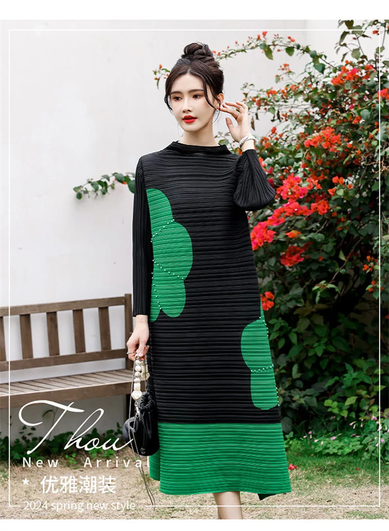 Long Dresses Womens Dresses Stand-up Collar Color Matching Flower Rhinestone Sleeve A-shaped Hem Pleated Dress Loose Long Skirt