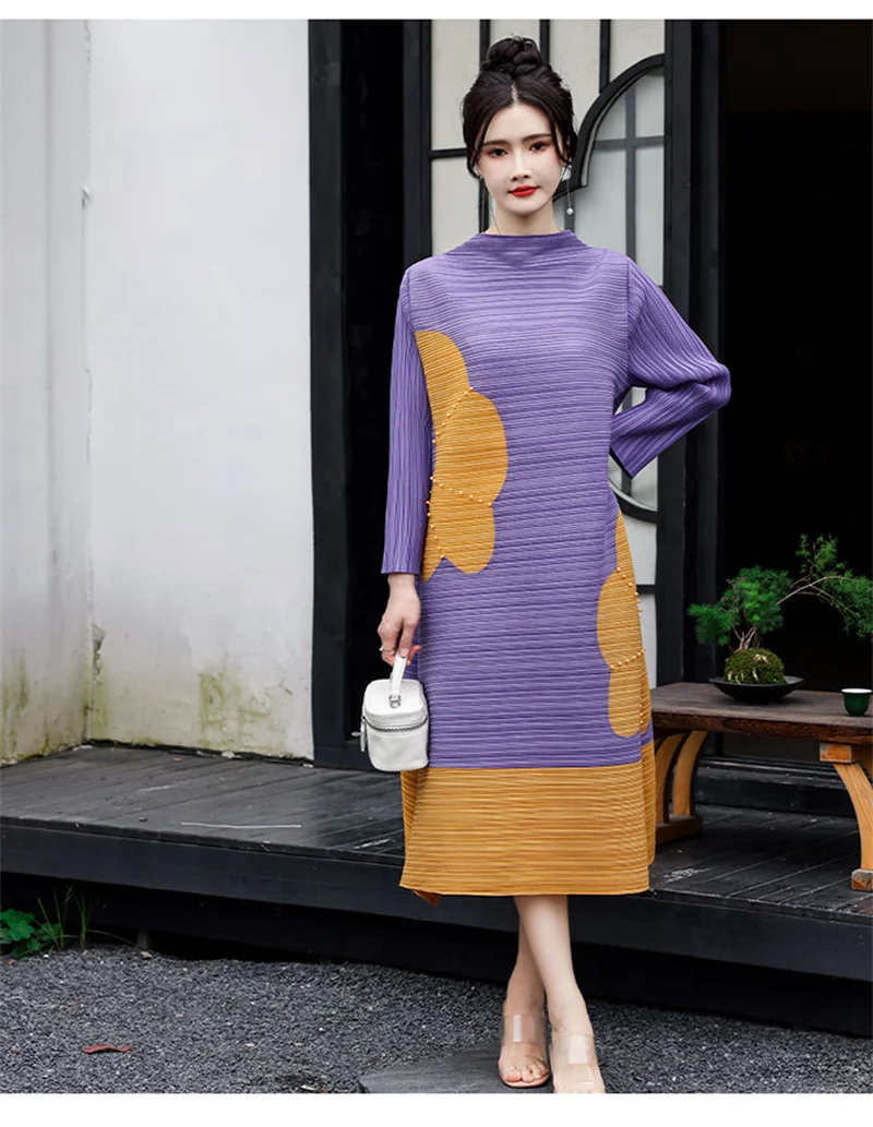 Long Dresses Womens Dresses Stand-up Collar Color Matching Flower Rhinestone Sleeve A-shaped Hem Pleated Dress Loose Long Skirt