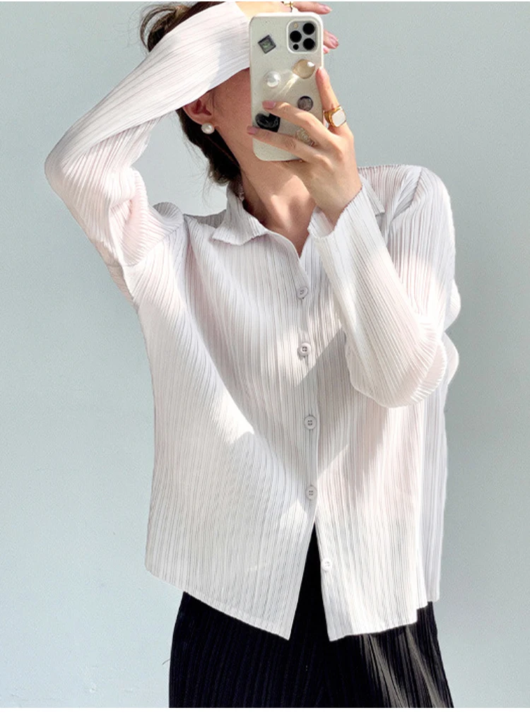 Women's Shirt Miyake Pleated Lapel Long Sleeve Shirt Casual Versatile Loose Plus Size Shirt Pleated Cardigan Tops 2024 Fall New