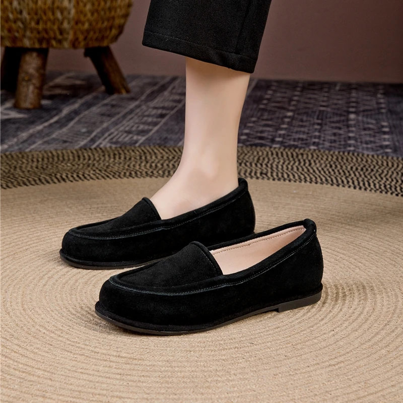 AIYUQI Women's Winter Loafers Anti-slip Slip-on Fur-lined Women Shoes Plus-size Genuine Leather Mary Jane Driving Shoes Female