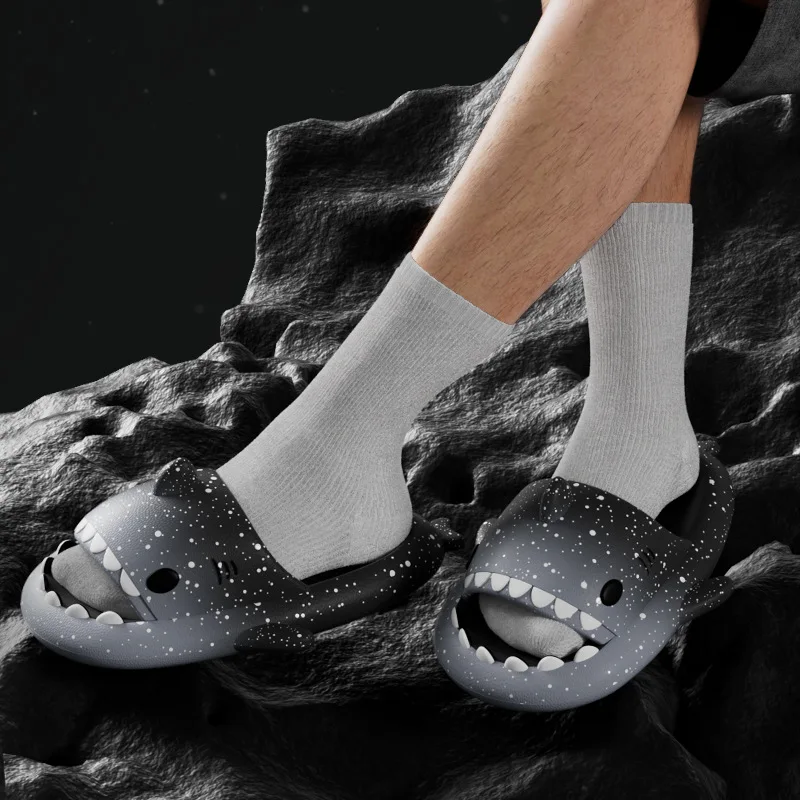 Cute Cartoon Shark Slippers For Women Men Gradient Color Summer Platform Shoes Night Glowing Style Couples Home Street Slides