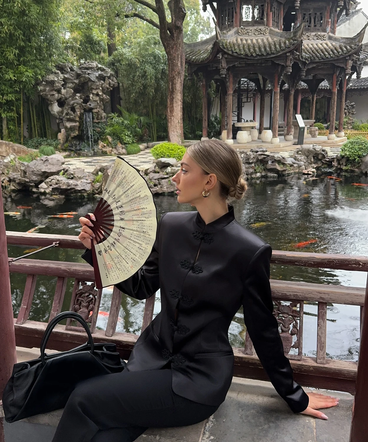 PUAL 2025 New Chinese Style Blazer | Mandarin Collar Frog Closure Jacket | Structured Shoulder Satin Blazer | Elegant Vintage