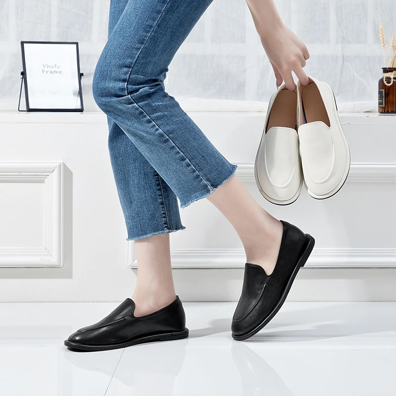 DIMANYU Women's Loafers Spring 2026 New Genuine Leather Women's Flat Shoes Soft Soles Slip-on Large Size Loafers Ladies