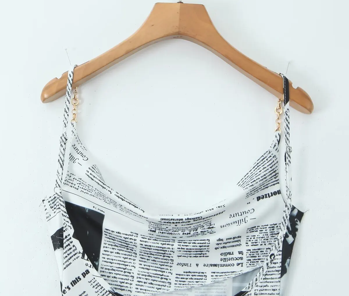 2025 Women Newspaper Letter Print Irregular Hem Sexy Dresses Thin Straps With Chain Backless  Summer Short Dress