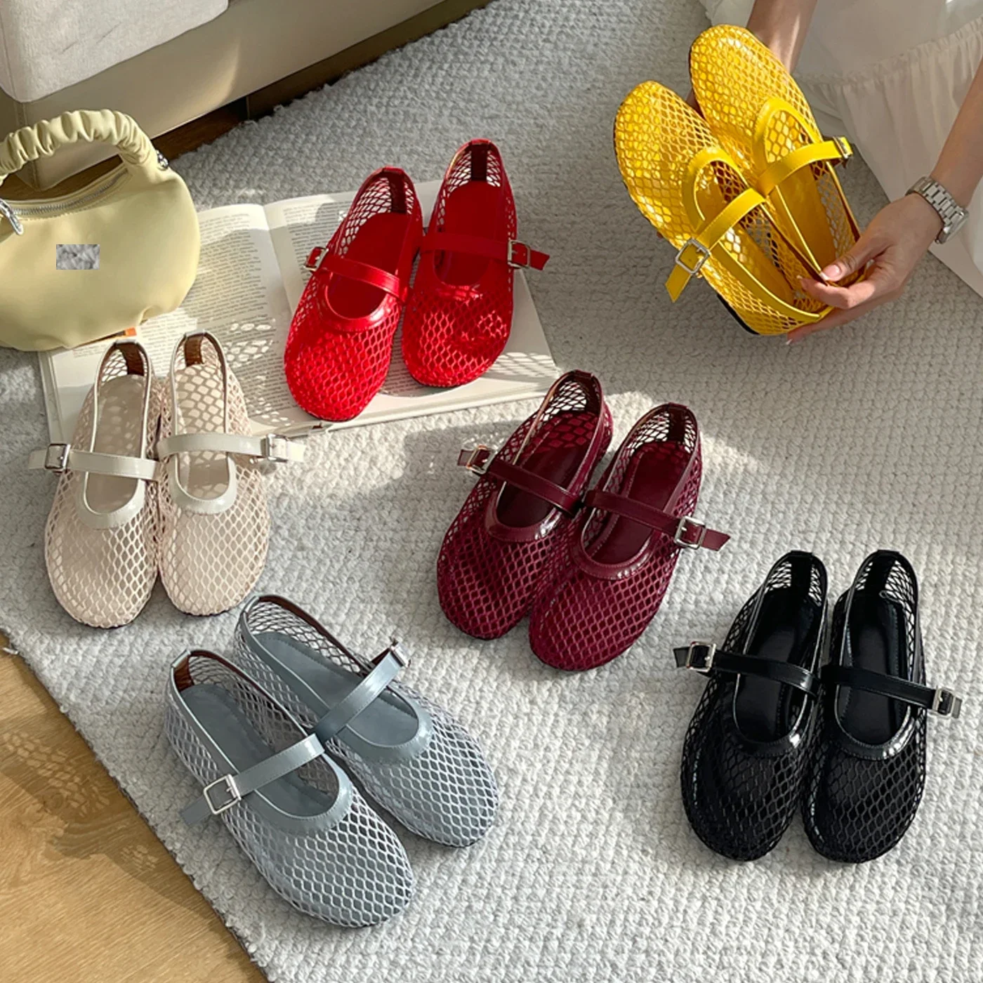 Summer Cosy Mesh Heels Women Flat Shoes Designer Fashion Round Toe Buckle Strap Casual Outdoor Dress Sandals