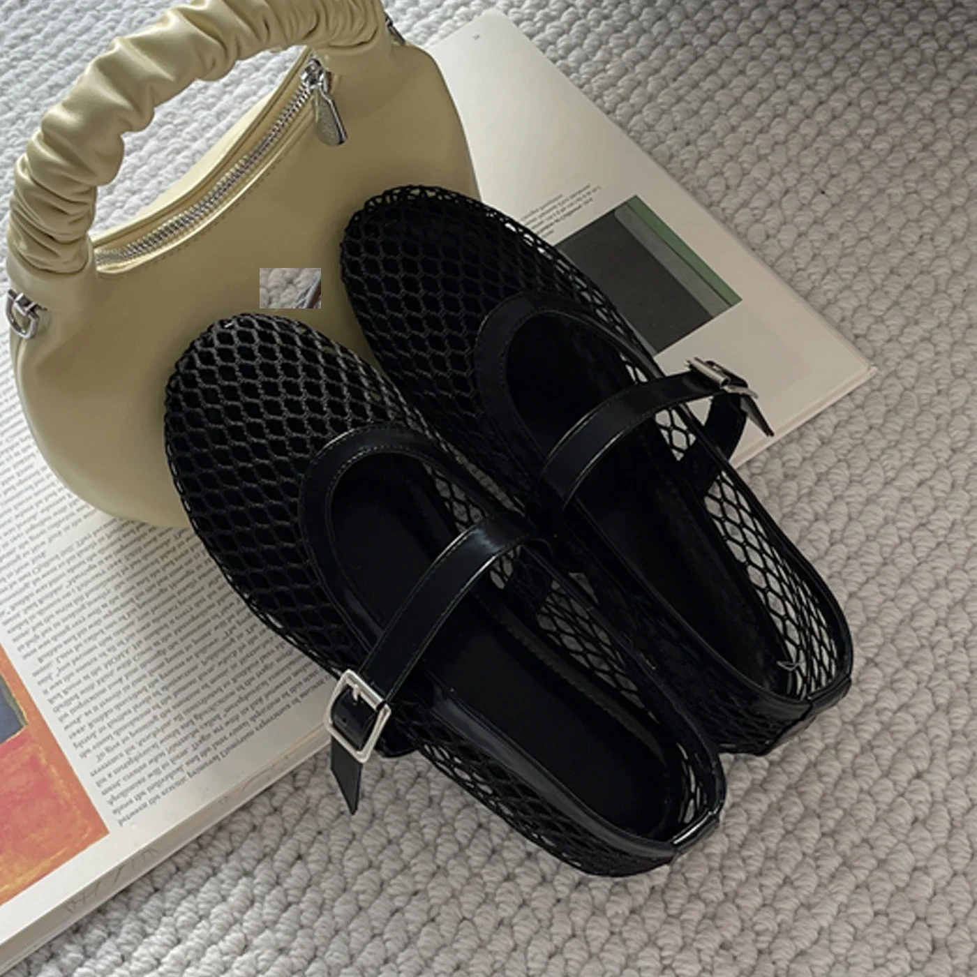 Summer Cosy Mesh Heels Women Flat Shoes Designer Fashion Round Toe Buckle Strap Casual Outdoor Dress Sandals
