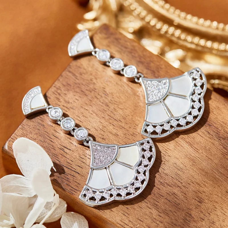 Designer Collection Dinner Party Long Necklace Earrings Inlay Cubic Zircon Carnelian Mother Of Pearl Pendant Jewelry Sets