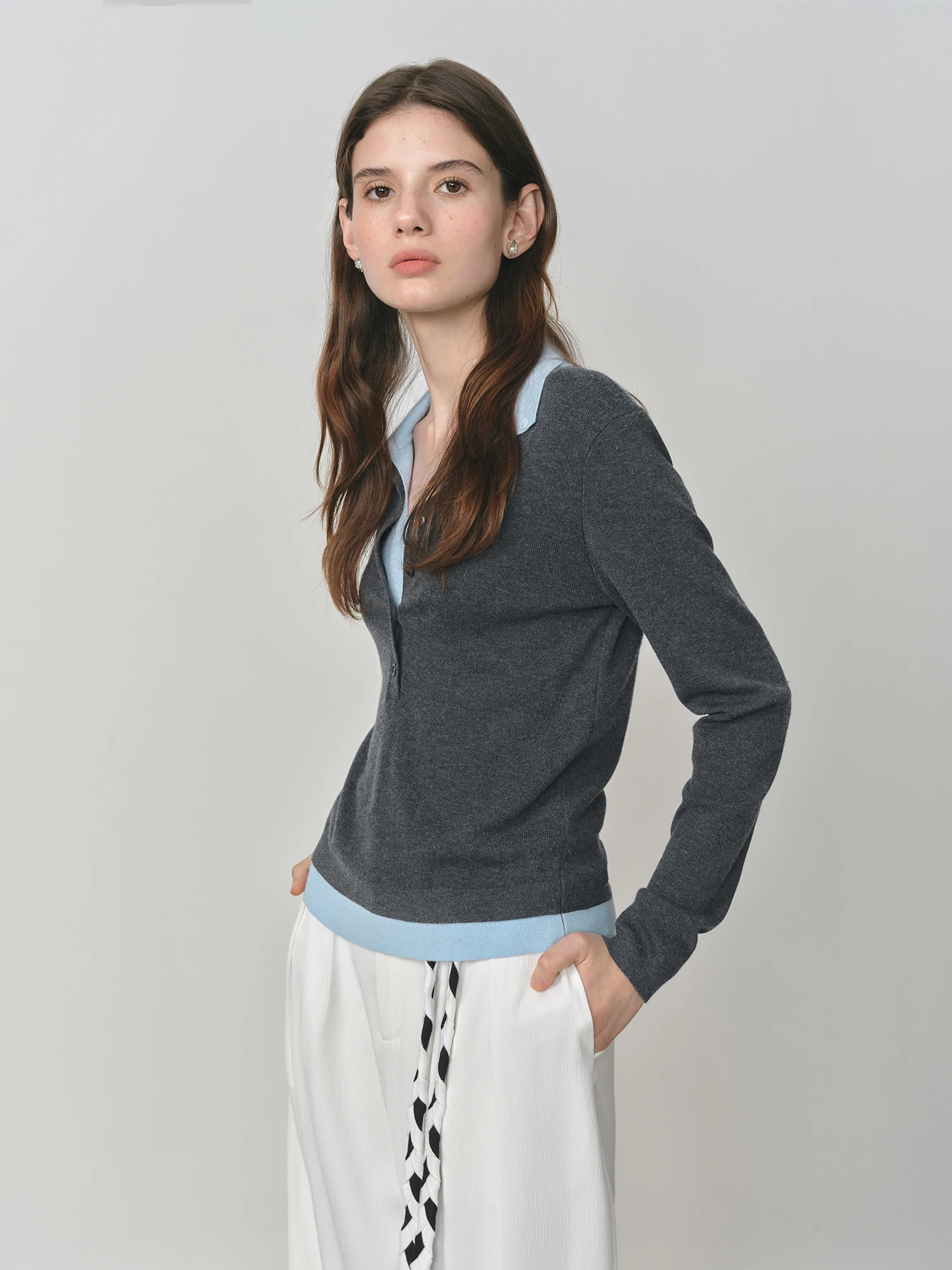 FSLE 2025 New Autumn Women's Knitted Sweater Color Block Barenia Style Fake Two-Pieces Turn Collar Vintage Cozy Cable Knit Top