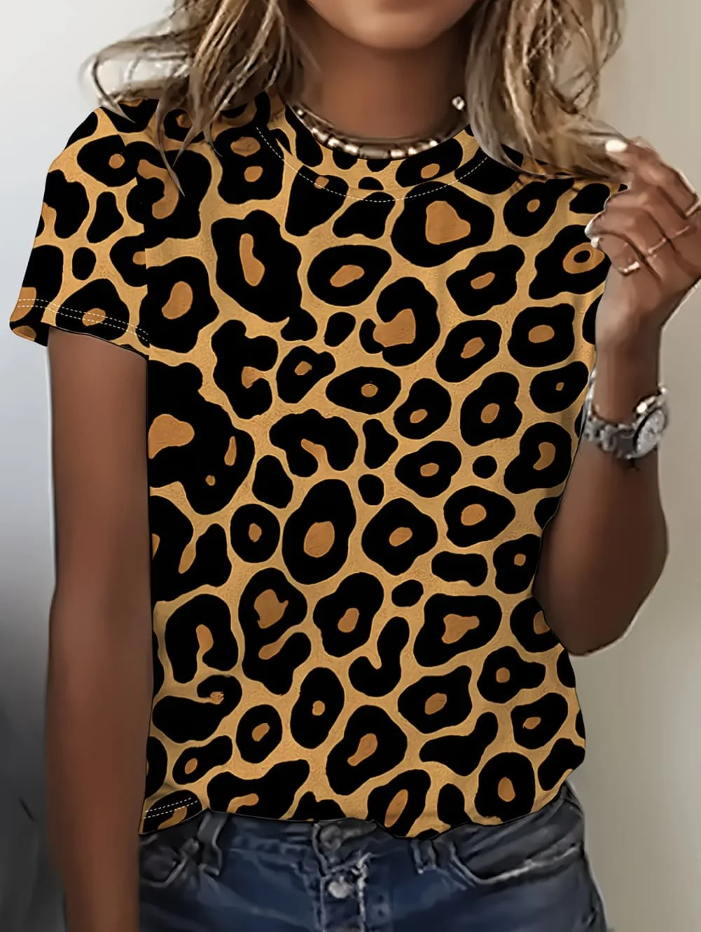 Leopard Print Women's T-Shirt Short Sleeved Tops Summer Casual Women's Crew-Neck Y2k Clothes T-Shirt Outdoor Street Elegant Top