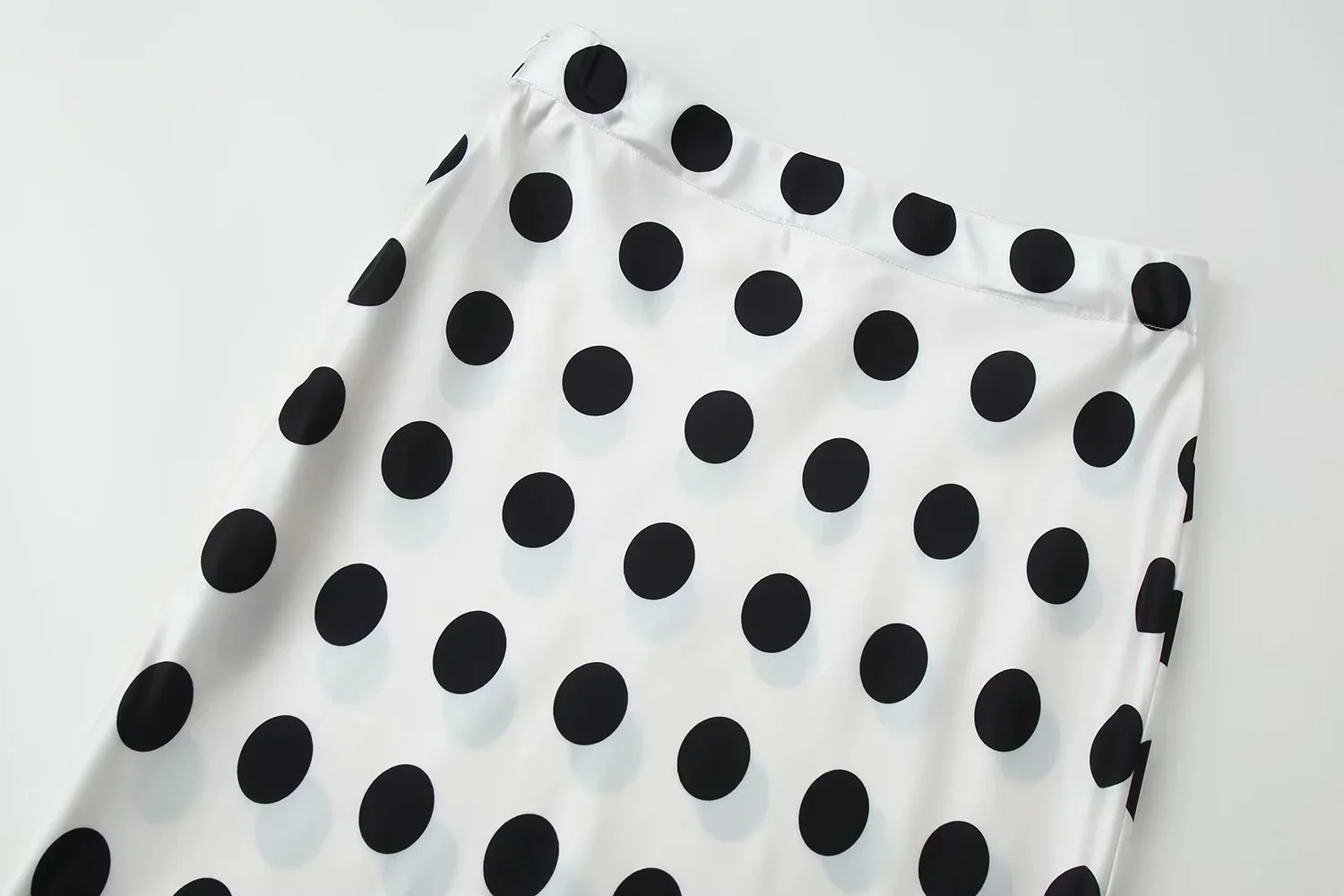 KONDALA Women Trendy Polka Dot Skirt Set Scarf Collar V-Neck Pullover Shirts Long Skirt New Fashion 2026 Spring Summer Mujer Set