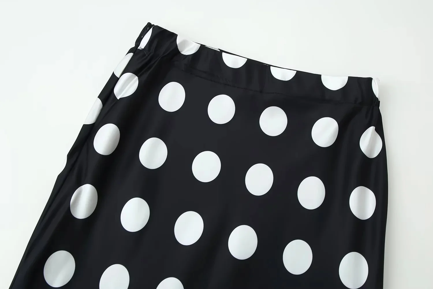 KONDALA Women Trendy Polka Dot Skirt Set Scarf Collar V-Neck Pullover Shirts Long Skirt New Fashion 2026 Spring Summer Mujer Set