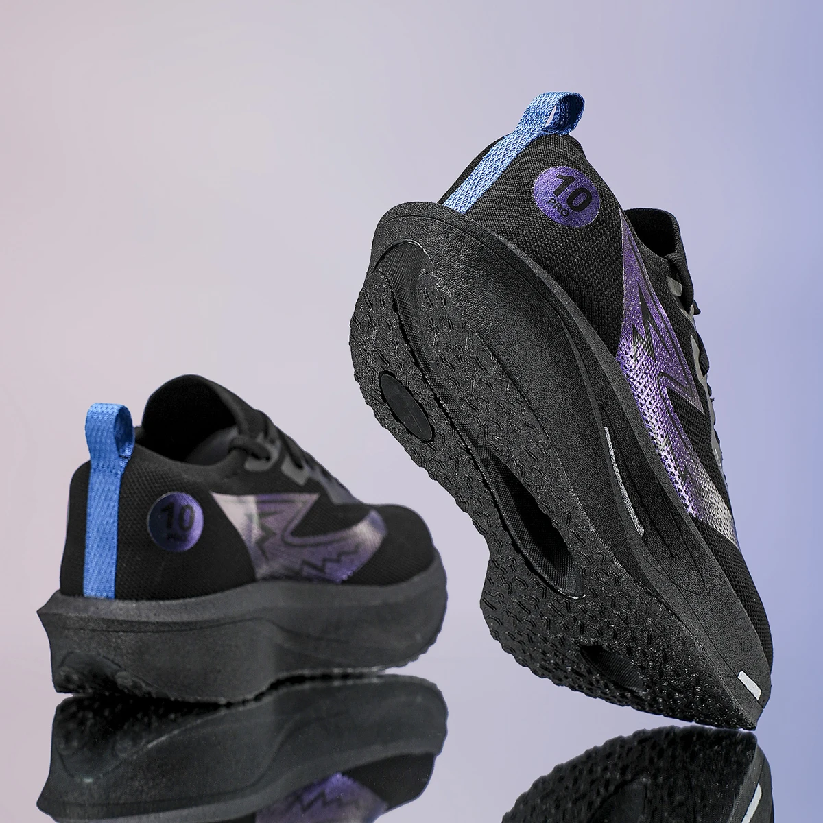 Men's Cross-Training Shoes, Low-Top Cushioned Sneakers, Comfortable Thick-Soled Lightweight Casual Walking Shoes, Stylish and Versatile, Suitable for All Seasons, Daily Outdoor Activities, Walking, Travel, Hiking, and Camping