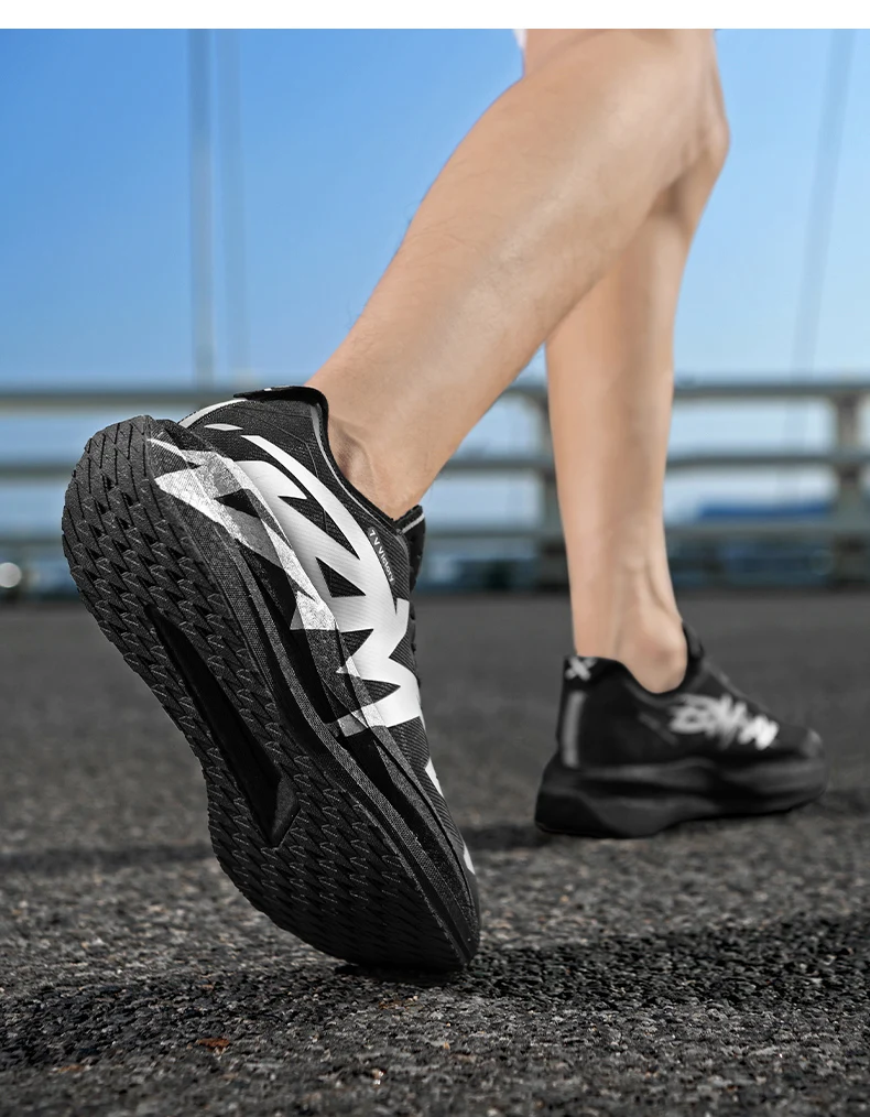 Running Shoes Men Carbon Board Marathon Sports Professional Breathable Lightweight Womens Comfortable Athletic Antislip Sneakers