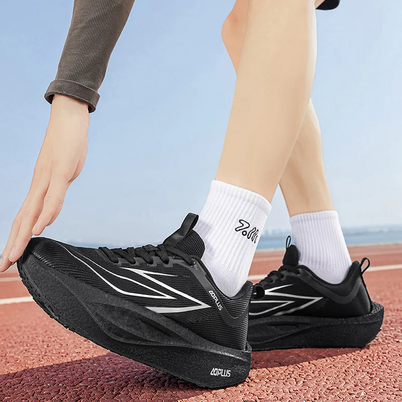Men Casual Sneakers Breathable Mesh Soft Sole Sports Shoes Lightweight Non Slip Daily Street Walking Outdoor Athletic Footwear