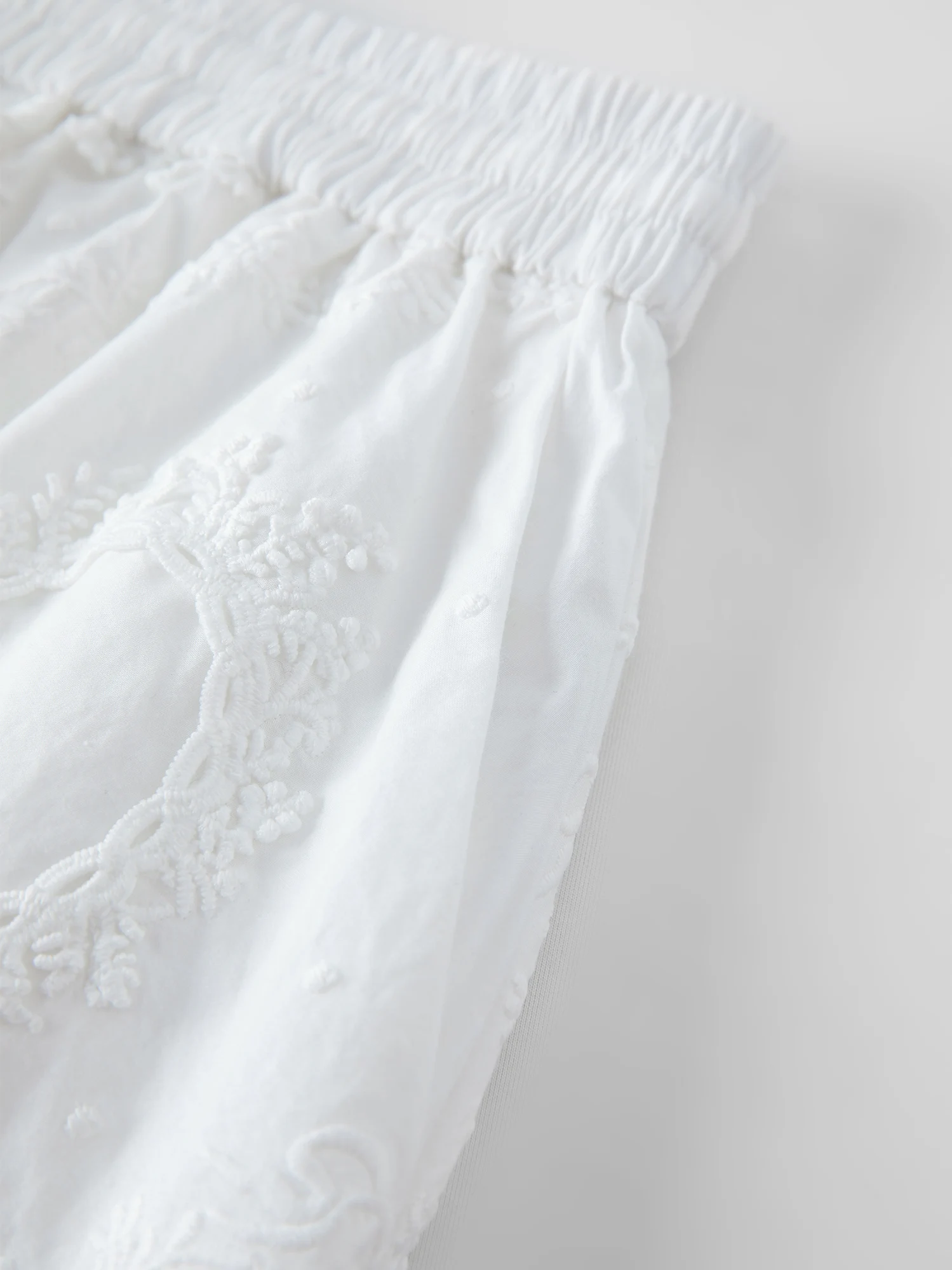 FSLE【Premium Series】Women Vintage Maximalist Embroidered White Blouse Skirt Set Romantic Ruffle Sleeve Shirt Heritage Chic Style