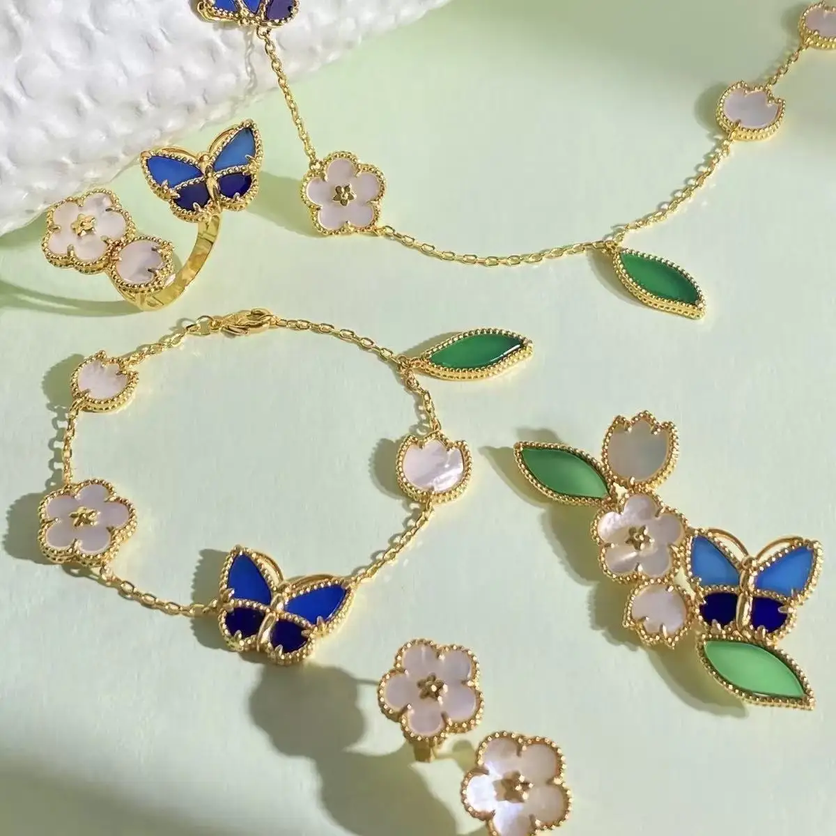 ES 2026 New Model Hot-selling Butterfly Flower Necklace, Bracelet, Ring, Earrings. Suitable for Business, Parties and Gifts.